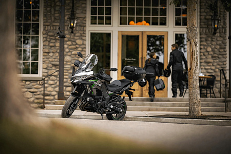 Мотоцикл Kawasaki Versys 1100 SE
